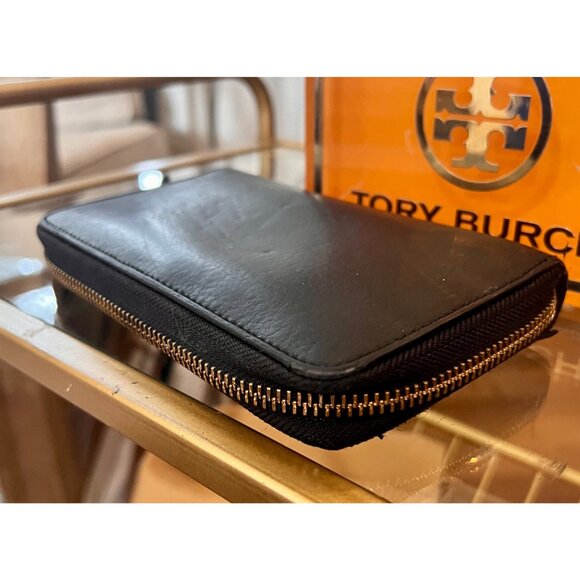 Authentic Tory Burch Black Leather Harper Cell Phone Wallet - Picture 7 of 9